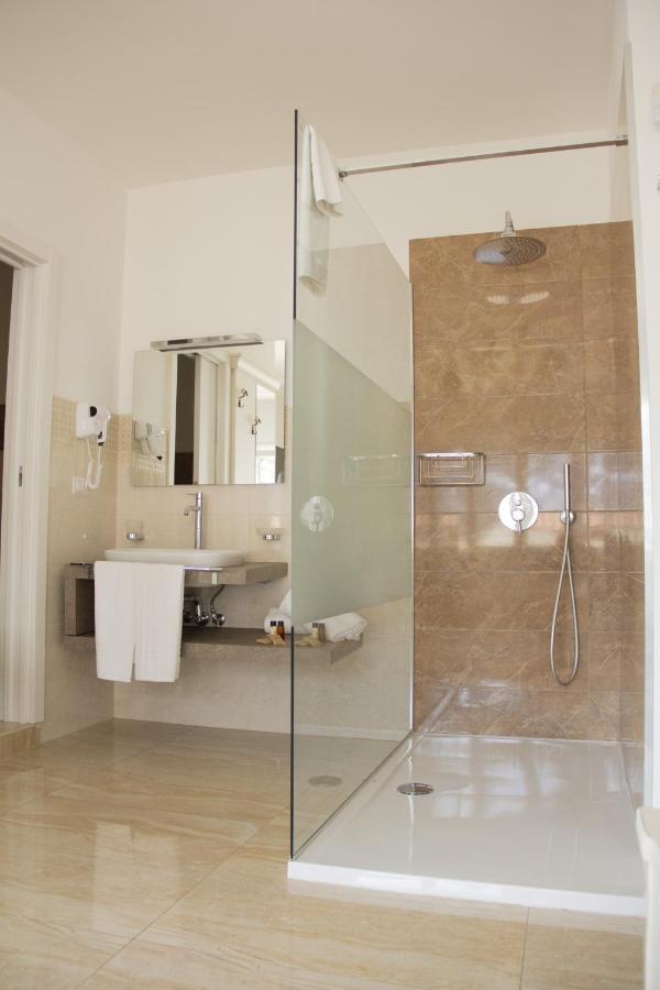 B&B Imperial Exclusive Rooms & Breakfast Porto Cesareo Exterior photo